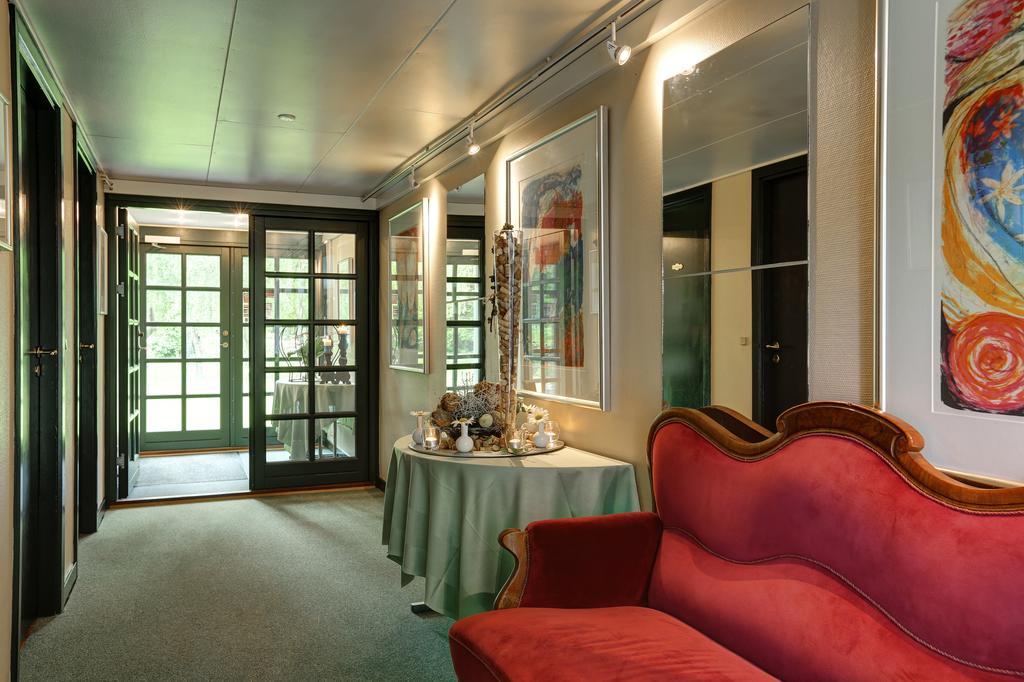 Hotel The