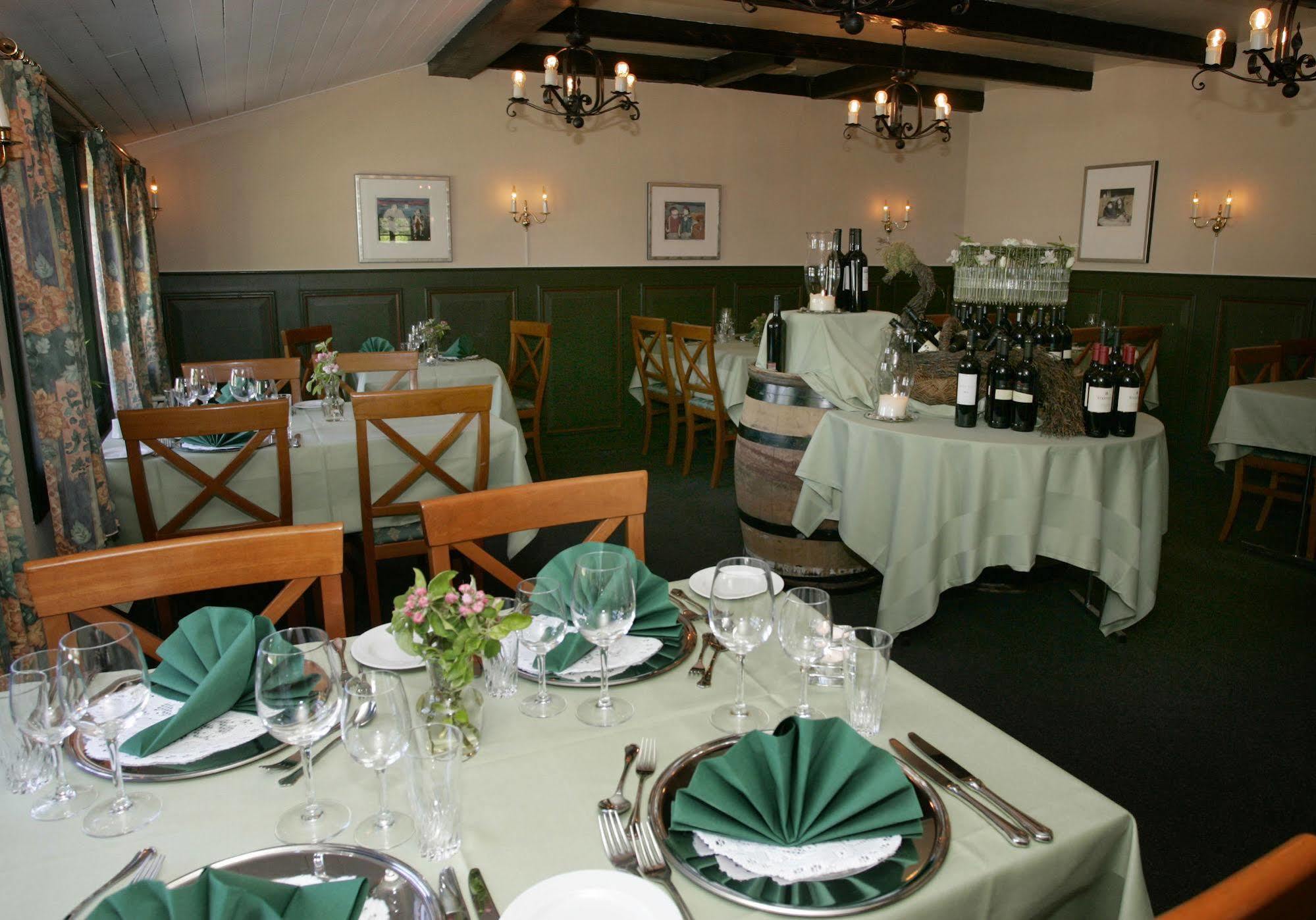 The Hotel 3*